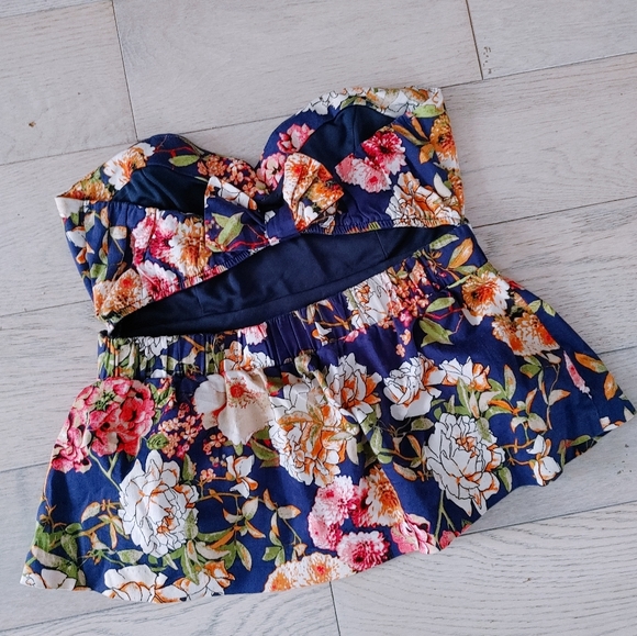 Seduction Floral Strapless size medium - Picture 2 of 2